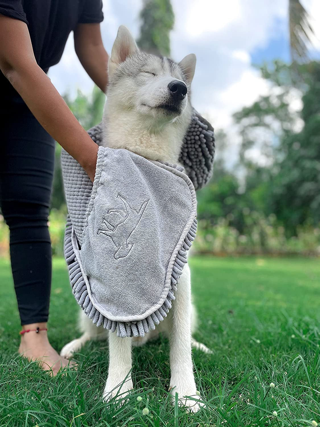 Extra large quick-dry microfiber dog towel - drying a husky